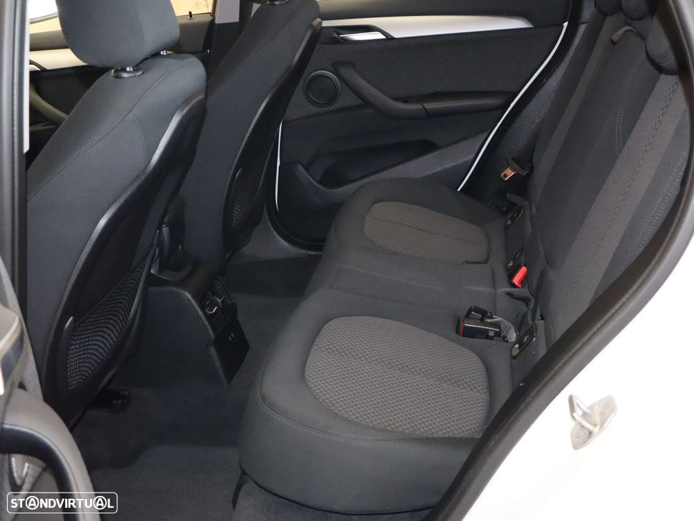 BMW X1 18 i sDrive Advantage Auto - 12