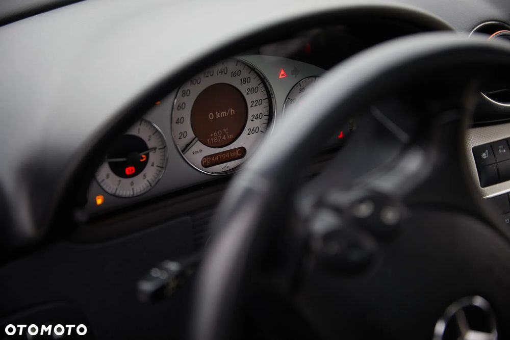 Mercedes-Benz CLK - 14