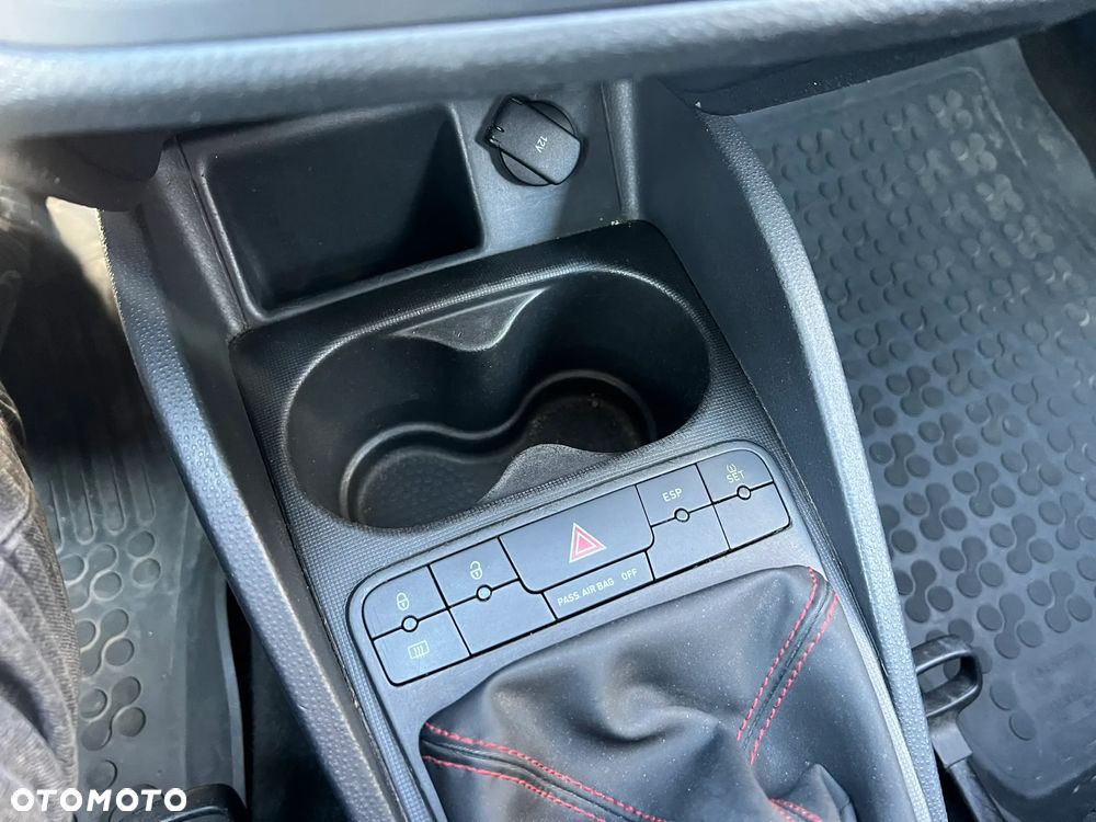 Seat Ibiza SC 2.0 TDI CR FR - 11