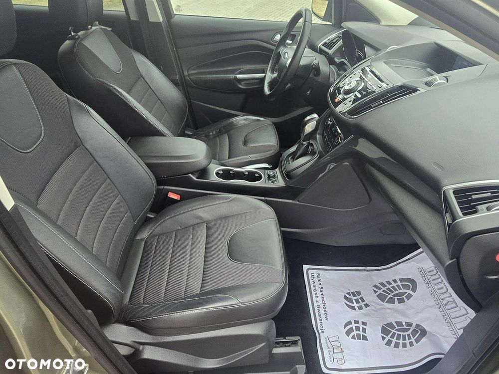 Ford Kuga - 24