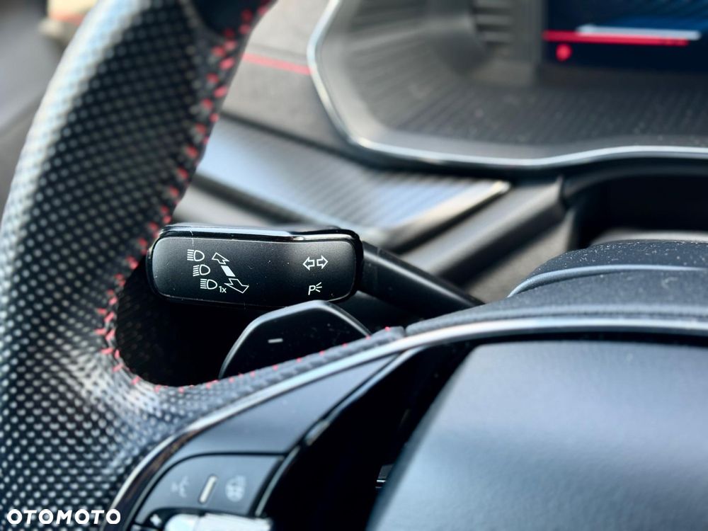 Skoda Octavia 2.0 TDI DSG 4x4 RS Plus - 37