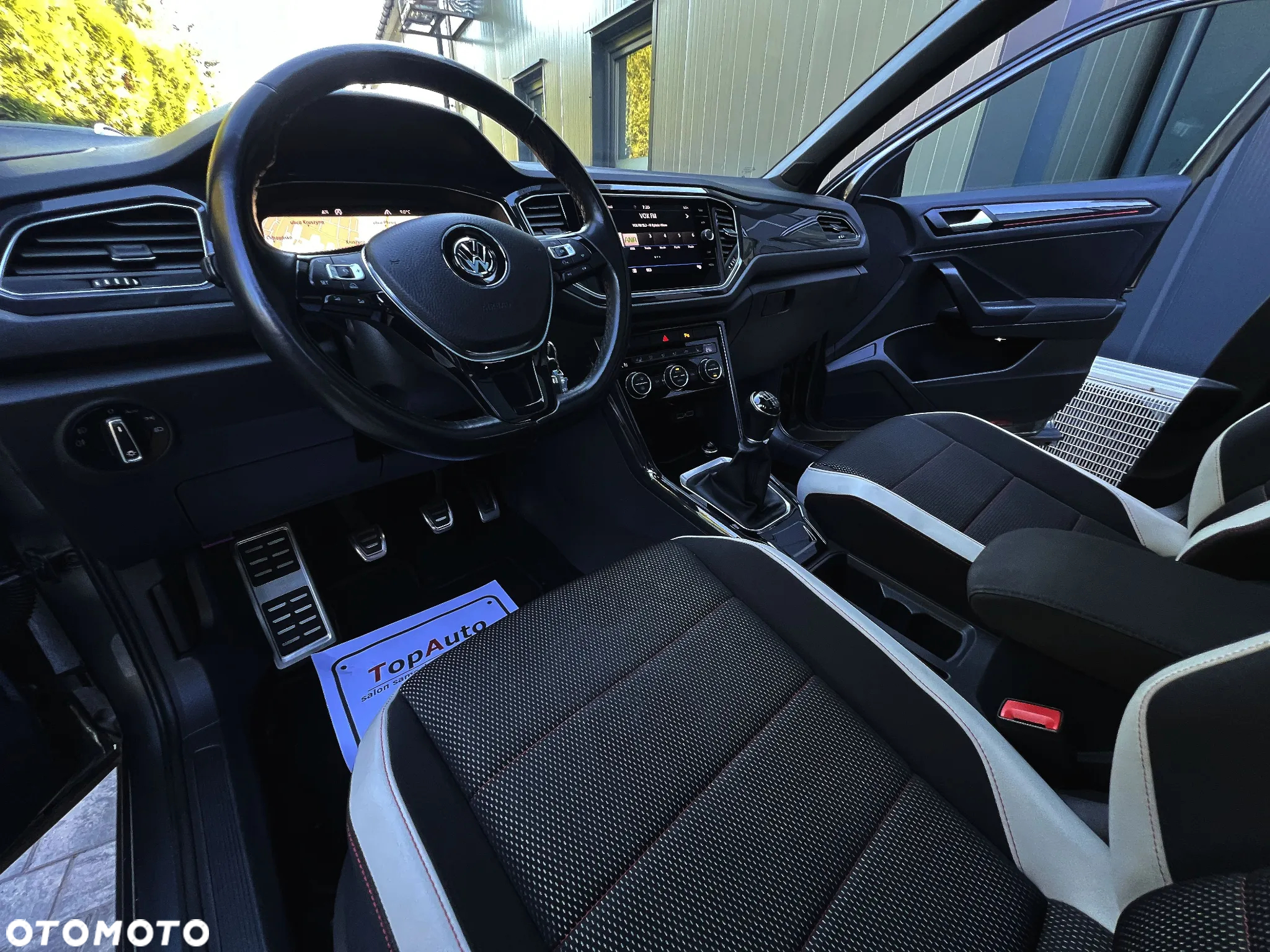 Volkswagen T-Roc 1.5 TSI ACT Premium - 20