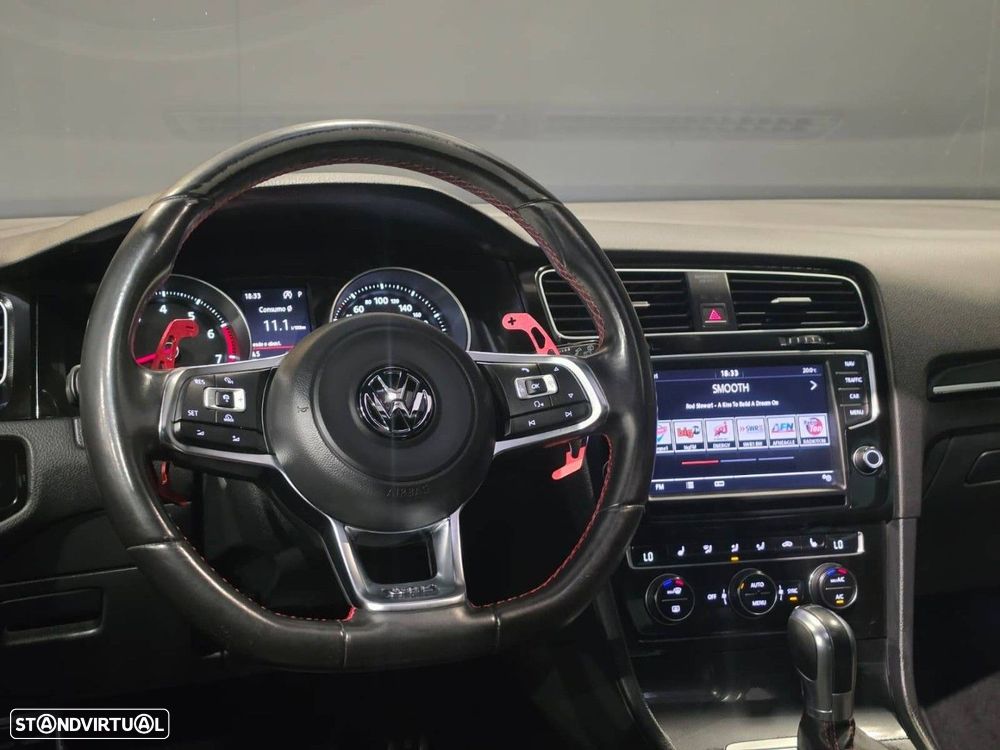 VW Golf 2.0 TSi GTi DSG Performance - 10