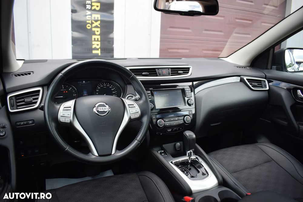 Nissan Qashqai 1.6 DCI Start/Stop X-TRONIC Tekna - 12