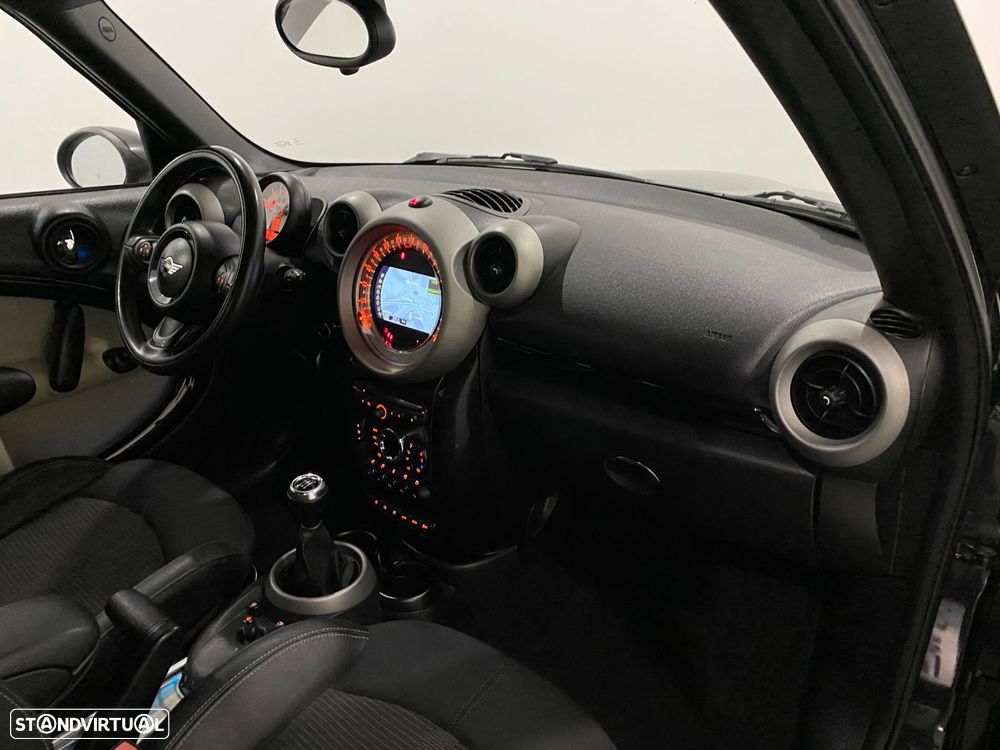 MINI Countryman Cooper SD ALL4 - 36