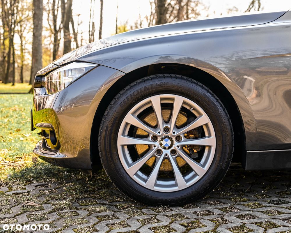BMW Seria 3 320i xDrive Edition Luxury Line Purity - 10