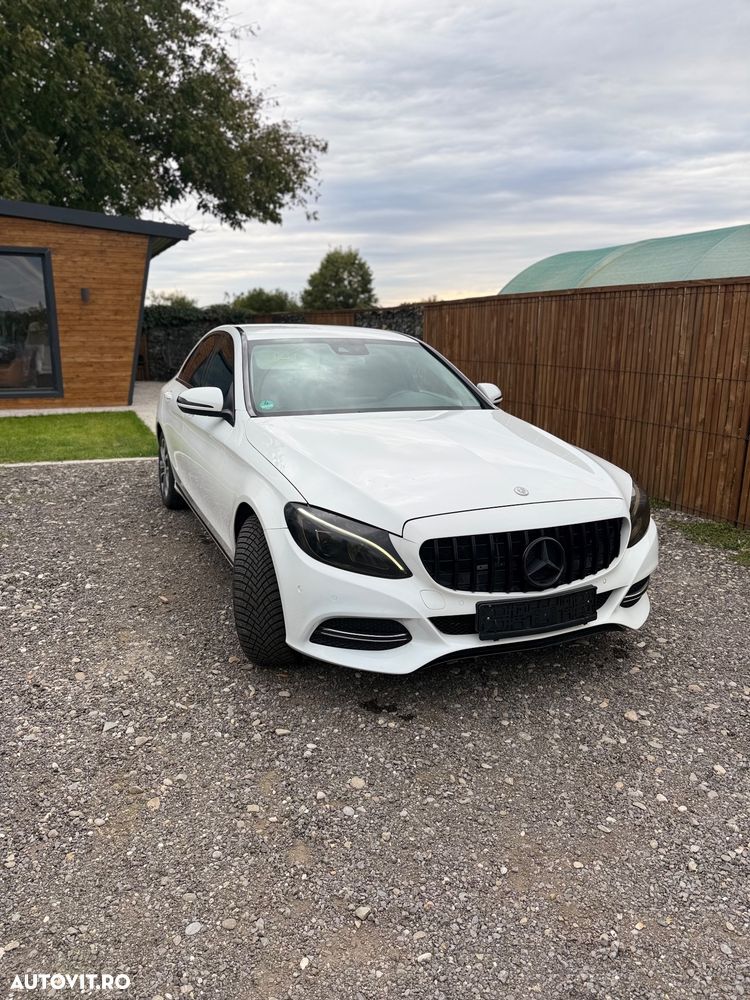 Mercedes-Benz C - 4