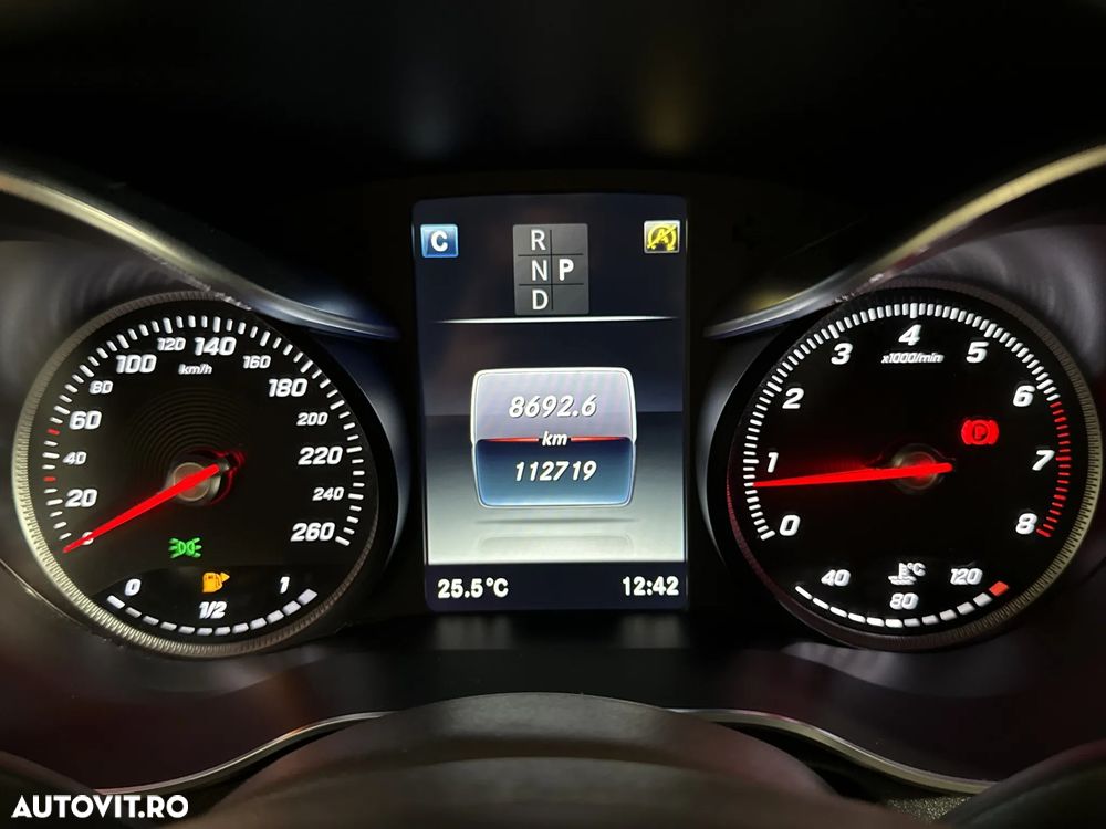 Mercedes-Benz GLC 250 4MATIC - 11