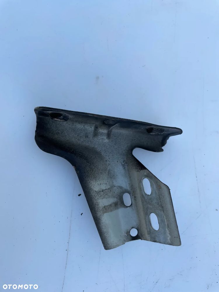 Wspornik mocowanie błotnika lewy prawy przód vw Polo 9N IV 6Q0821141 6Q0821142 - 8