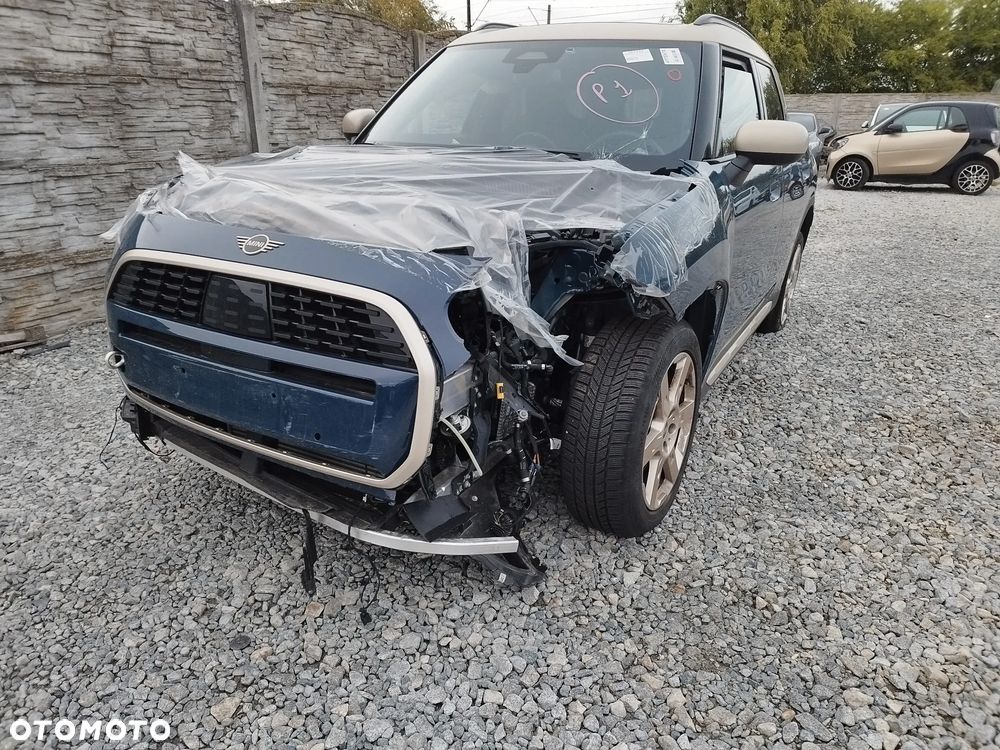 MINI Countryman C Favoured Trim - 8