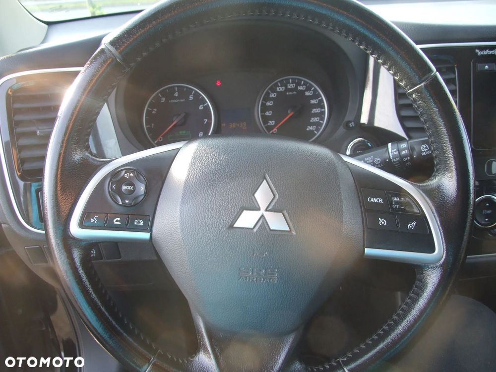 Mitsubishi Outlander 2.0 City Style 2WD - 11