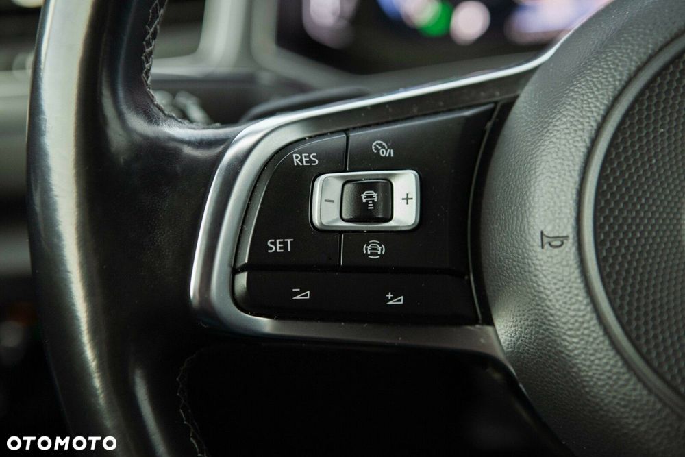 Volkswagen T-Roc 1.5 TSI R-Line DSG - 21