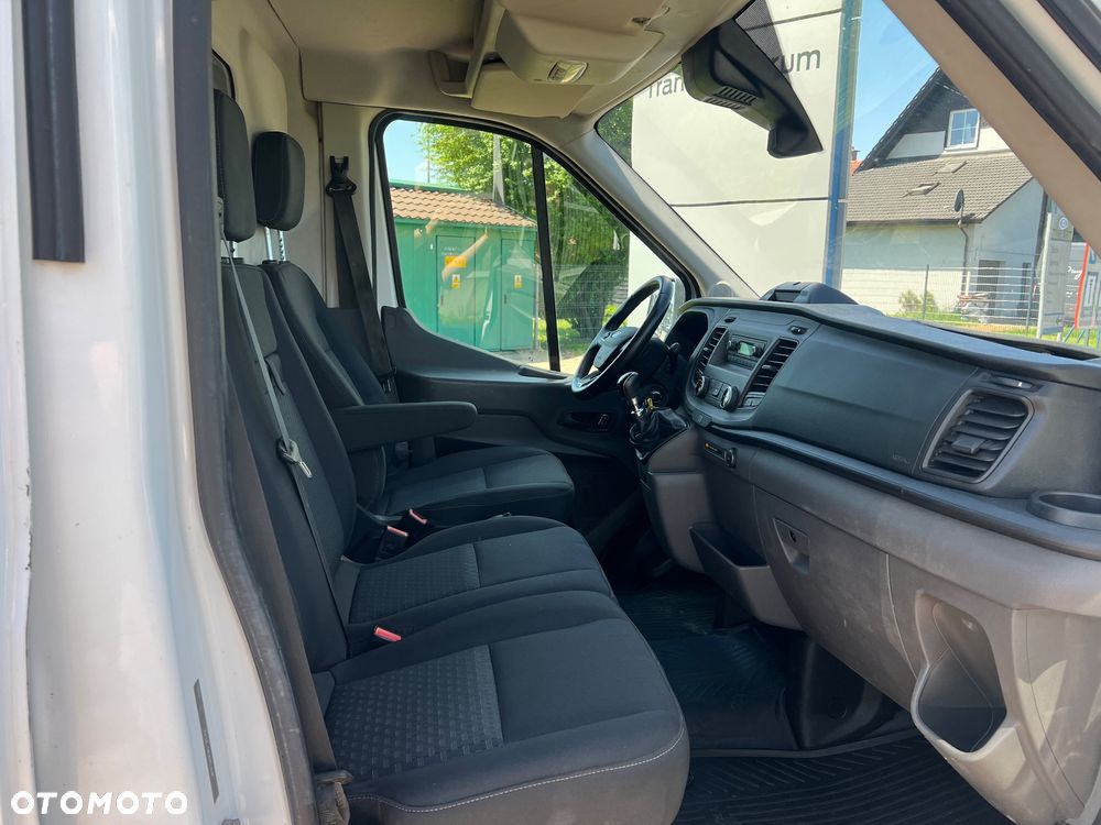 Ford Transit - 33