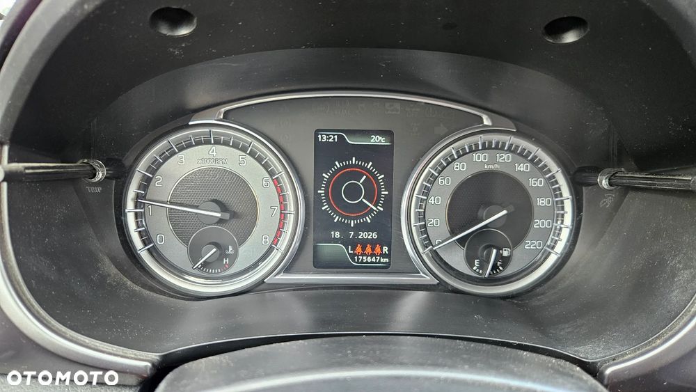 Suzuki Vitara 1.0 Boosterjet Allgrip Comfort - 22