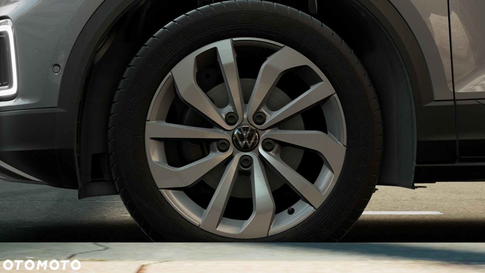 Volkswagen T-Roc - 10