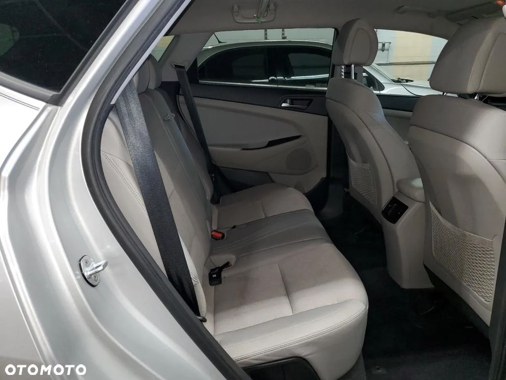 Hyundai Tucson 1.6 T-GDI Premium 4WD DCT - 8
