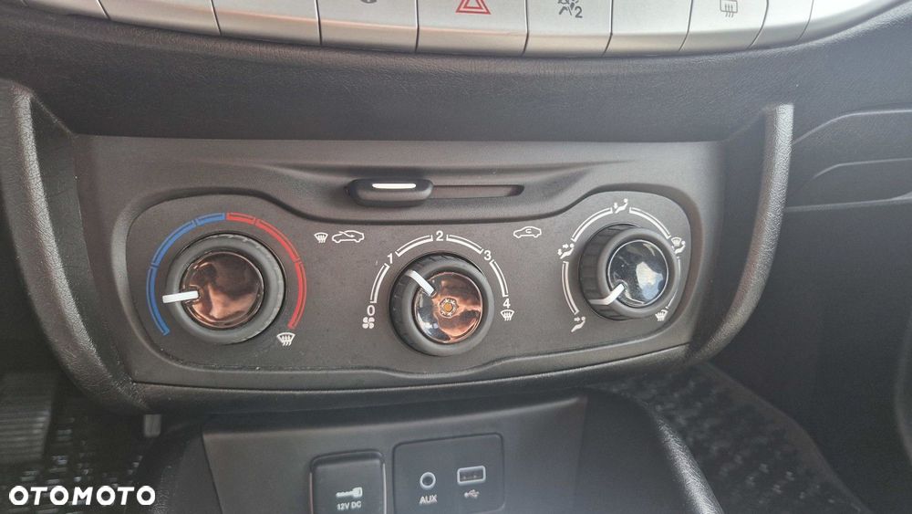 Fiat Tipo 1.4 16V Easy - 24