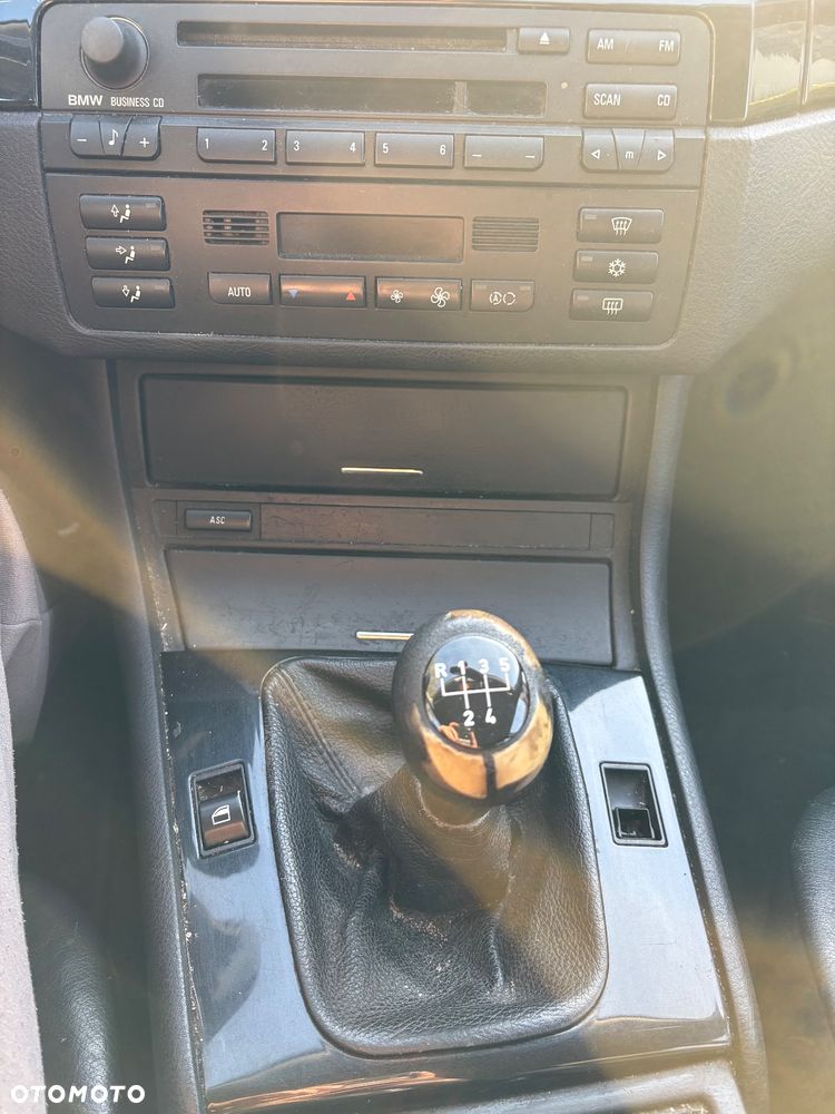 BMW Seria 3 316i - 14