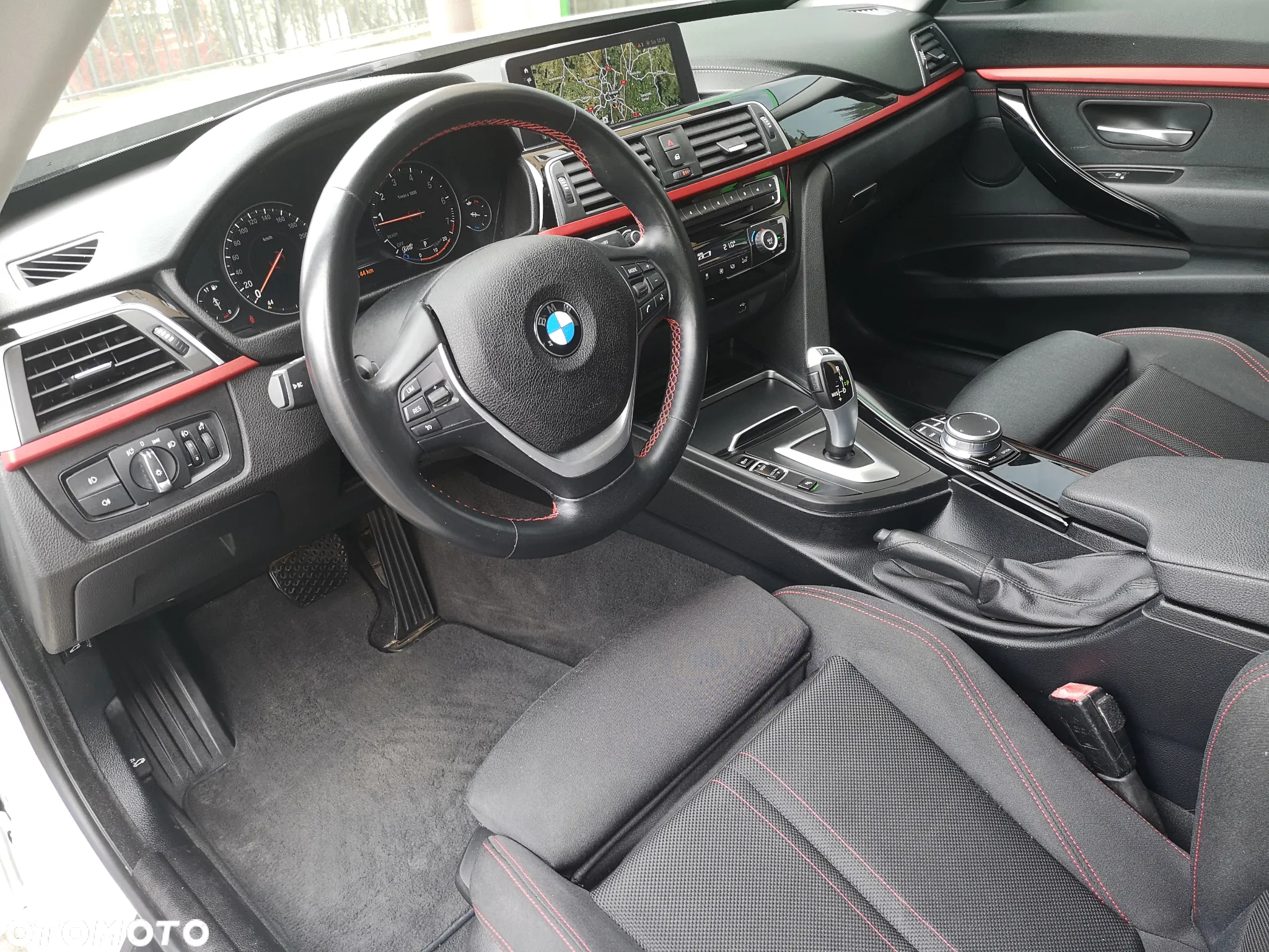 BMW 3GT 320i Sport Line - 9