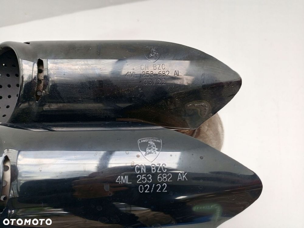 LAMBORGHINI URUS KOŃCÓWKI TŁUMIKA WYDECHU TYŁ 4ML253681AK ÷ - 10