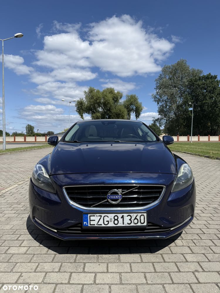 Volvo V40 D4 Ocean Race - 3