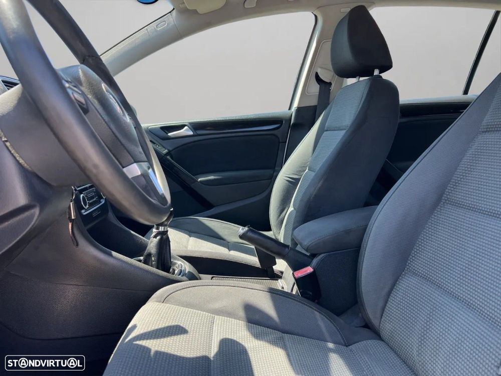 VW Golf - 9