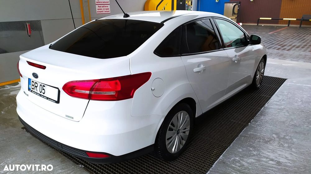 Ford Focus - 4