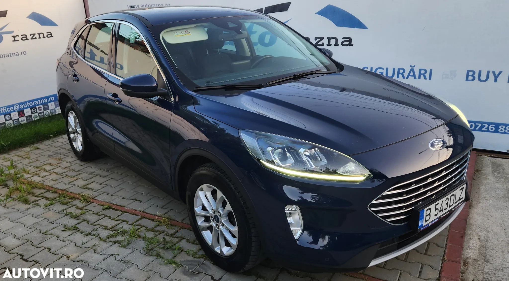 Ford Kuga 1.5 TDCi 2WD Powershift Titanium - 1