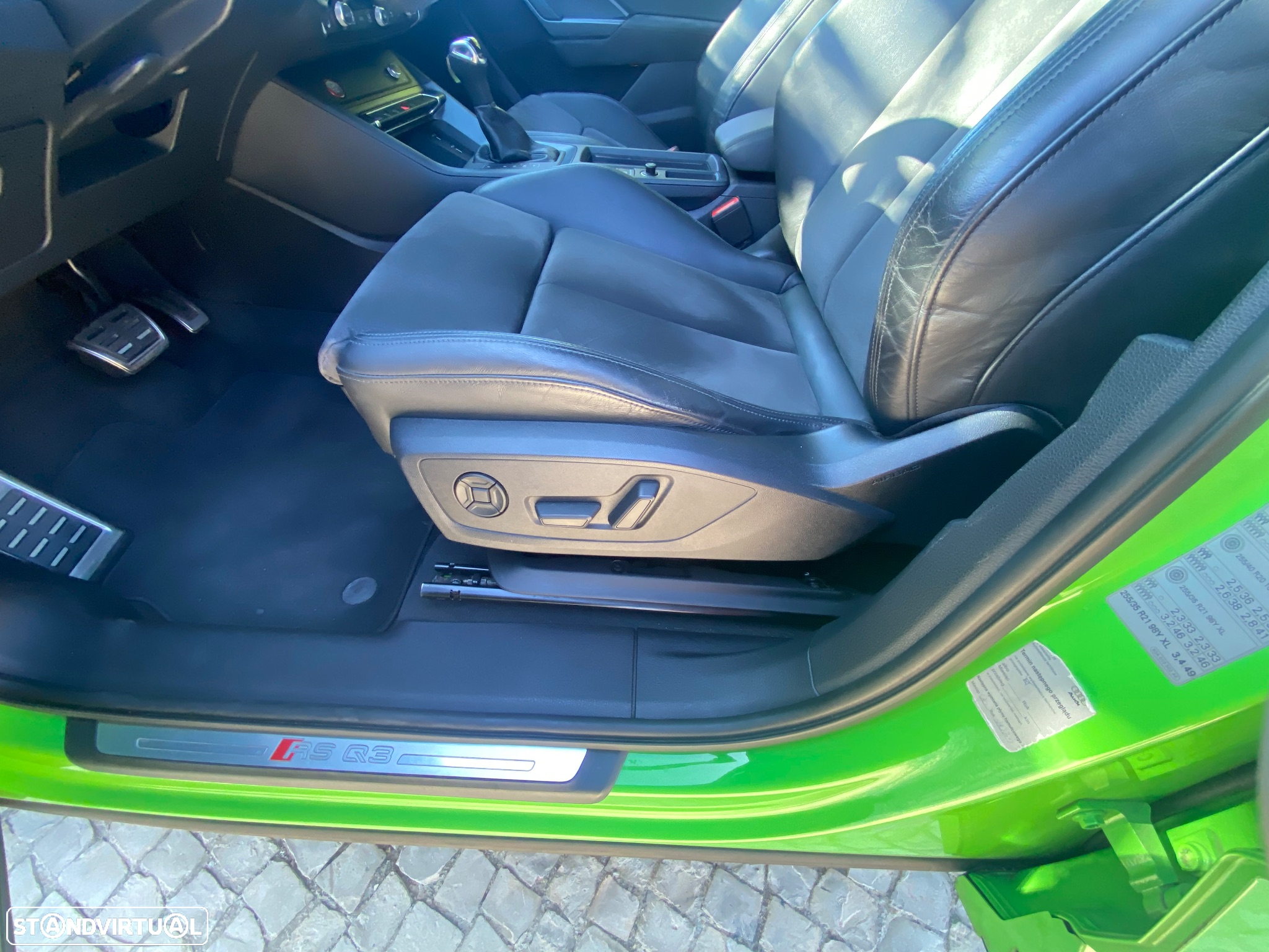 Audi RS Q3 TFSI quattro S tronic - 32