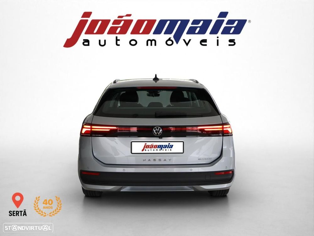 VW Passat Variant 1.5 TSI eHybrid DSG - 7