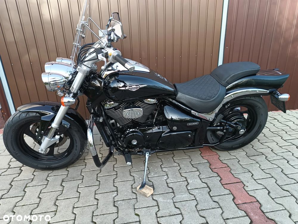 Suzuki Intruder - 23