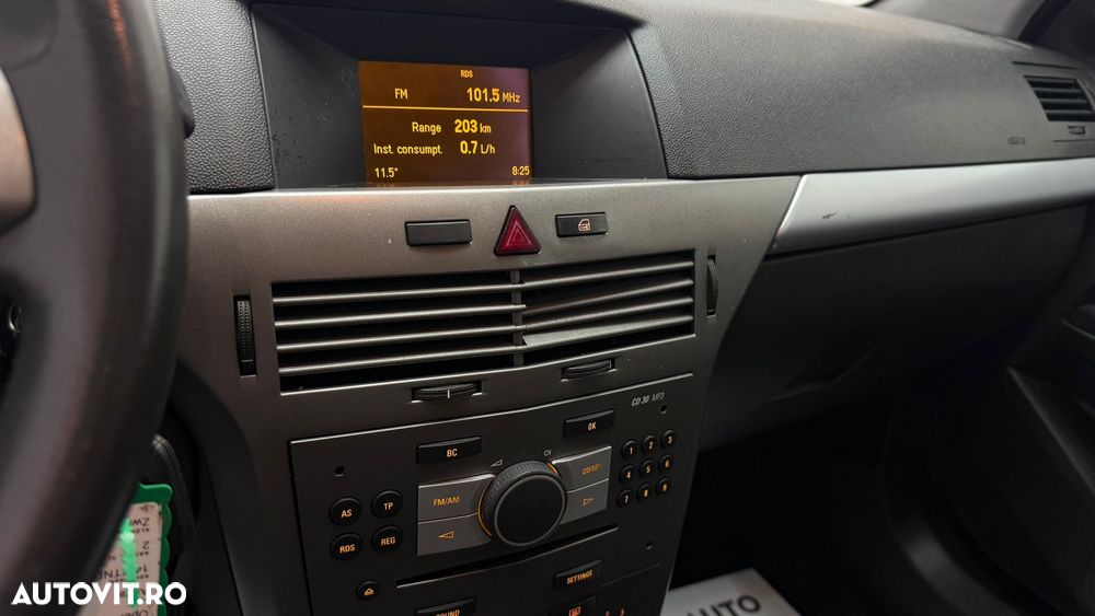 Opel Astra 1.6 Edition - 17