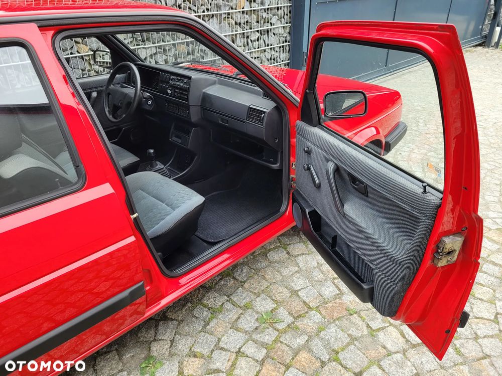 Volkswagen Golf - 9