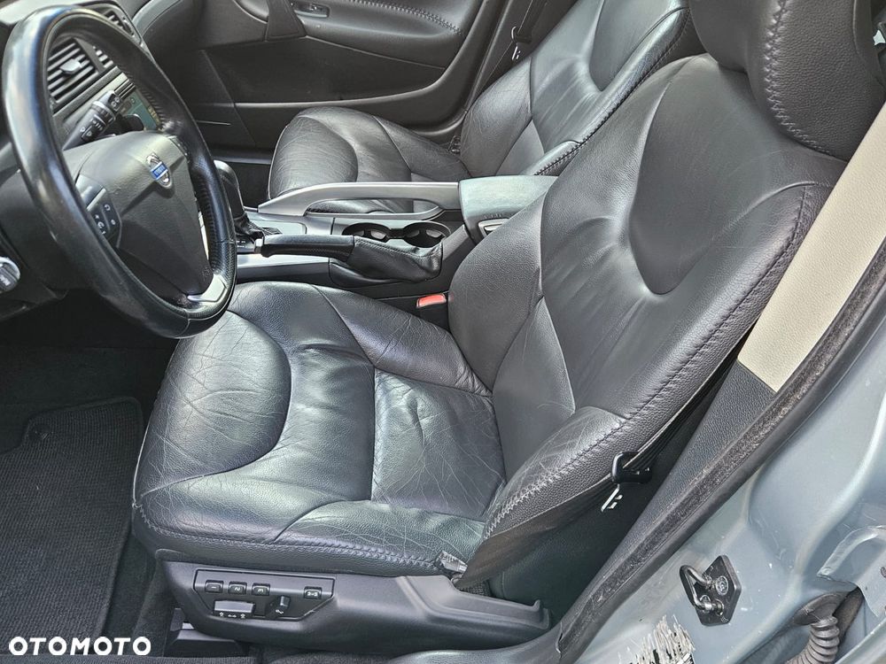 Volvo XC 70 AWD Summum - 17