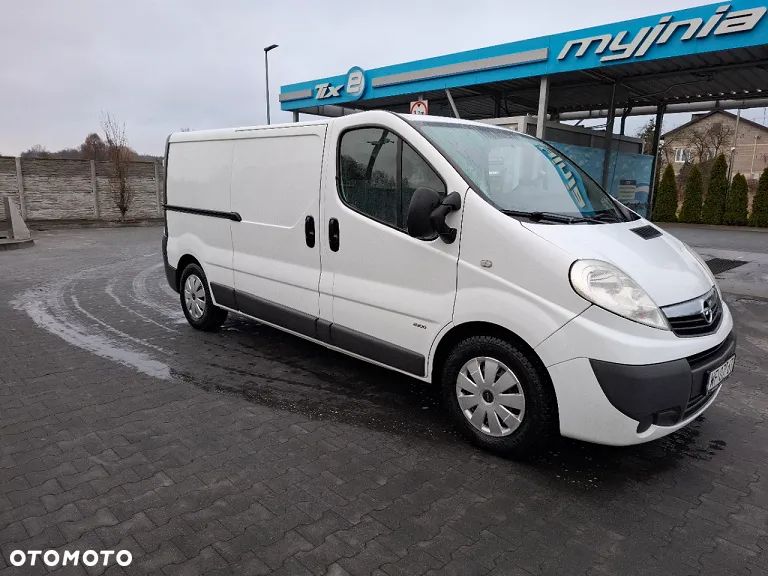 Opel Vivaro - 1