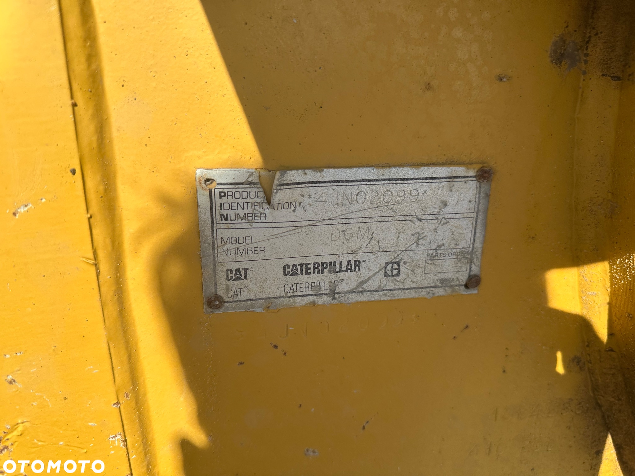 Caterpillar D6M - 8