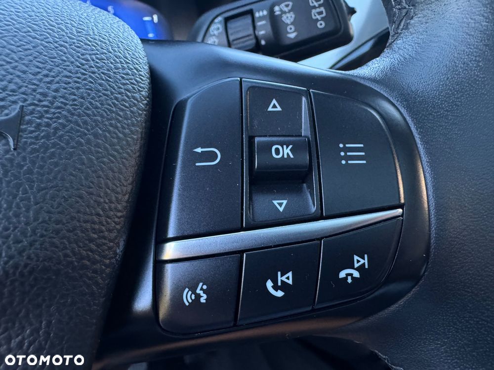 Ford Kuga 1.5 EcoBoost 2x4 Titanium - 32