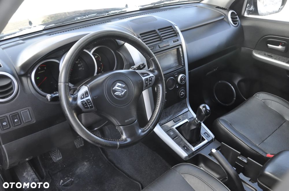 Suzuki Grand Vitara 1.9 DDiS Comfort DPF Limited - 14