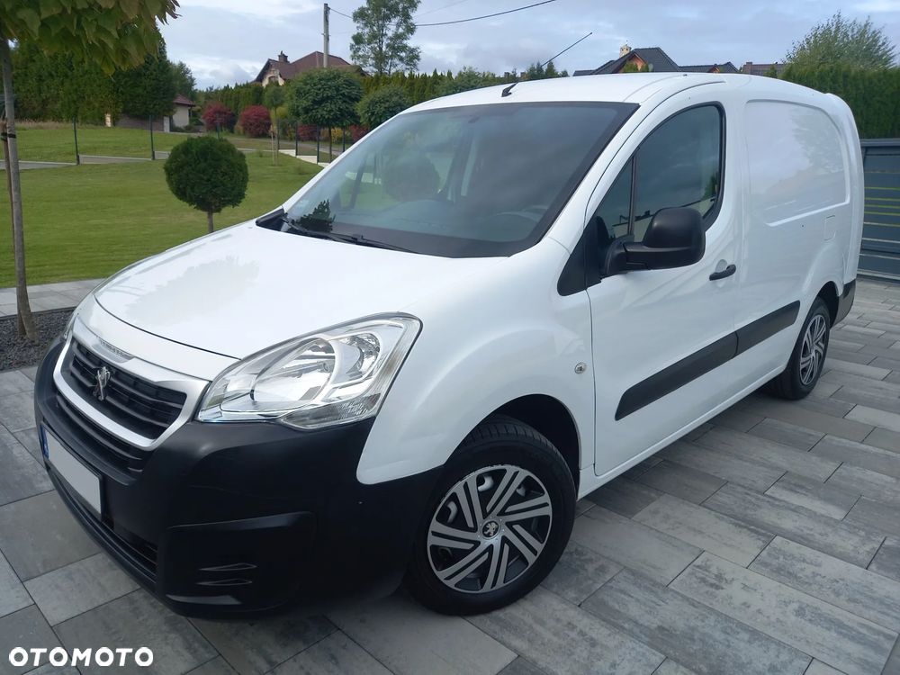 Peugeot Partner 1.6HDI 3 Osob 2018 L2 Long Długi Salon PL Klima Tempomat - 3