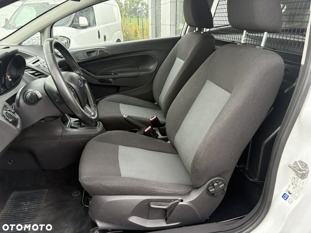 Ford Fiesta - 7