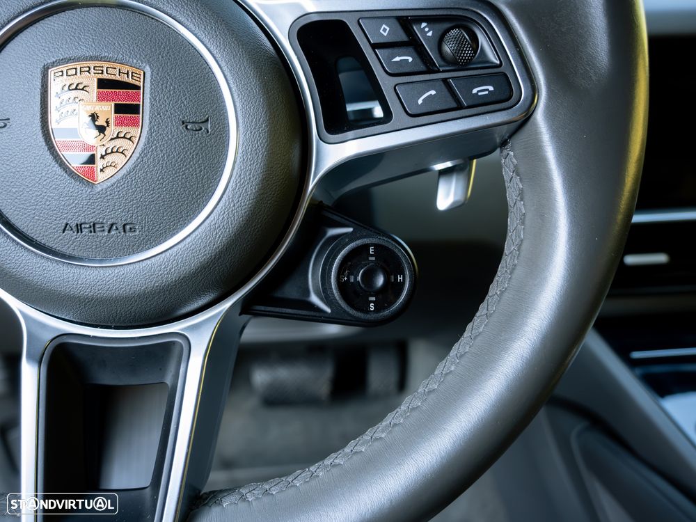 Porsche Cayenne E-Hybrid Tiptronic S - 27