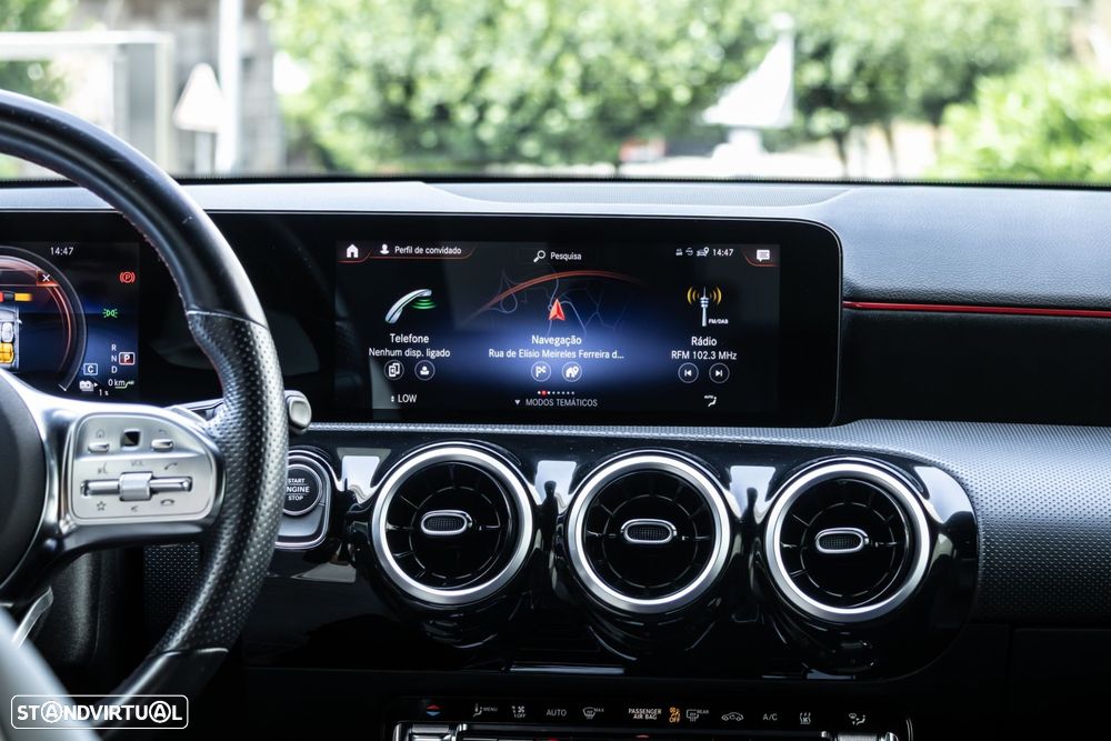 Mercedes-Benz A 250 e AMG Line - 33