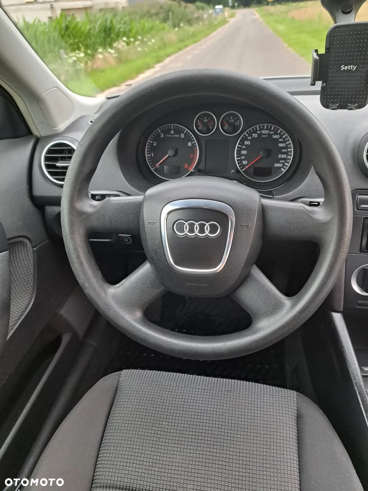 Audi A3 Sportback - 12