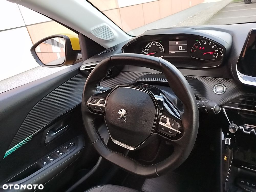 Peugeot 208 TURBO 100 Allure - 13