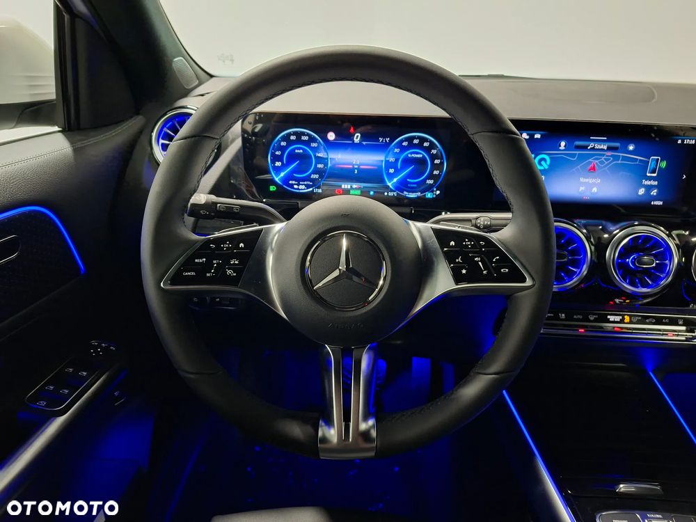 Mercedes-Benz EQA 250+ 70.5kWh Progressive - 3