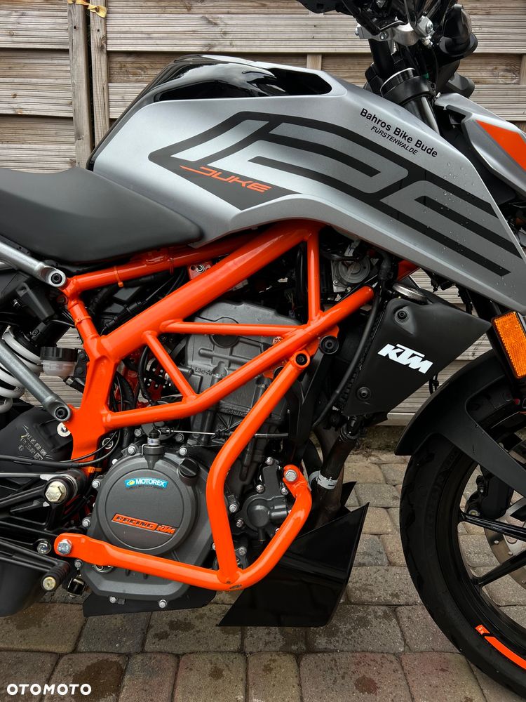 KTM Duke - 4