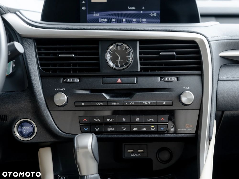 Lexus RX 450h Business Edition - 19