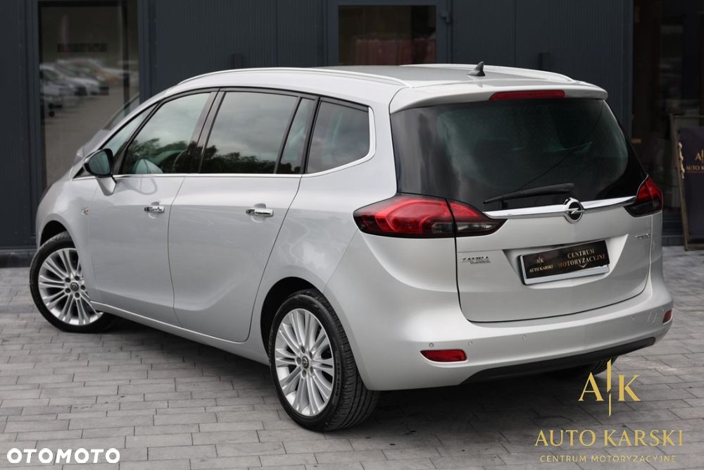 Opel Zafira - 10