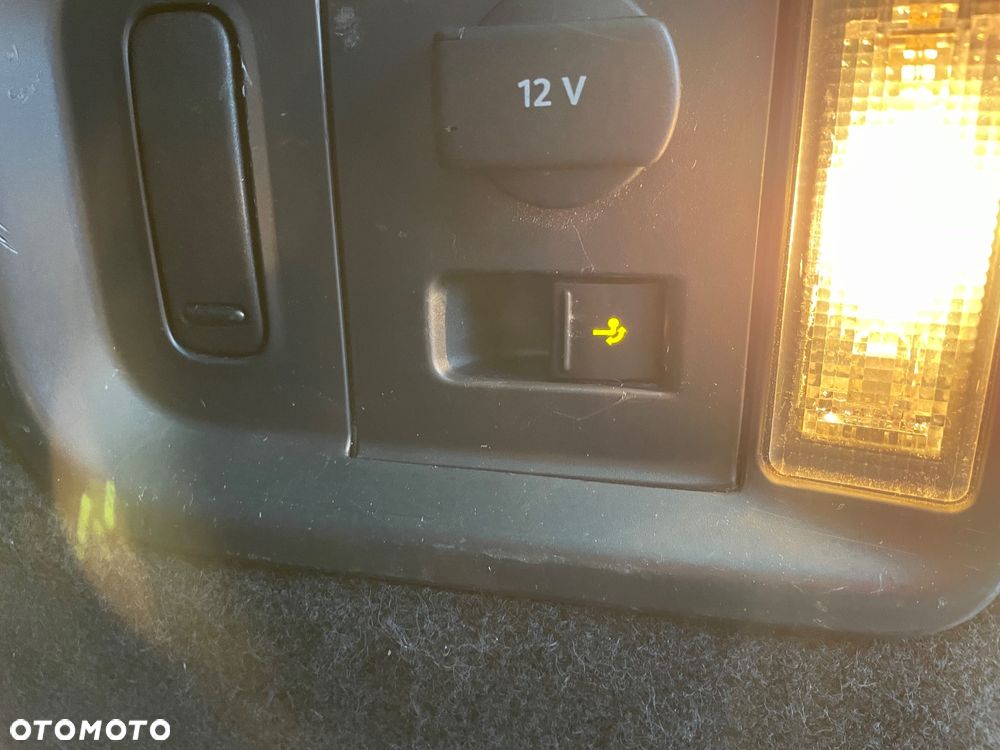 Volkswagen Sharan 2.0 TDI DSG BlueMotion Technology Highline - 16