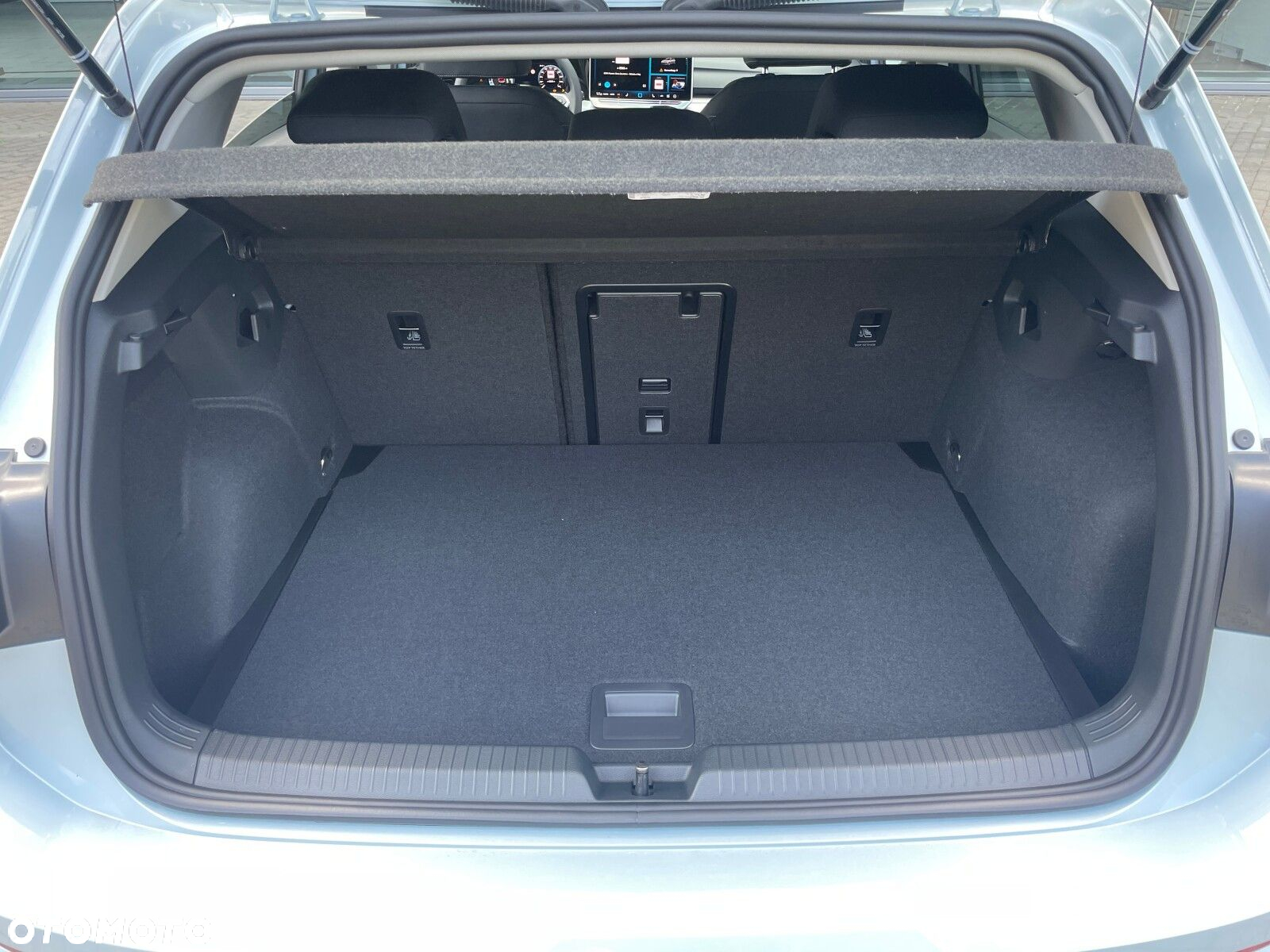 Volkswagen Golf - 29